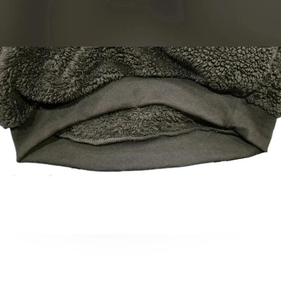 No Brand, Size M, Grey Teddy Half-Zip Pullover - Picture 3 of 13